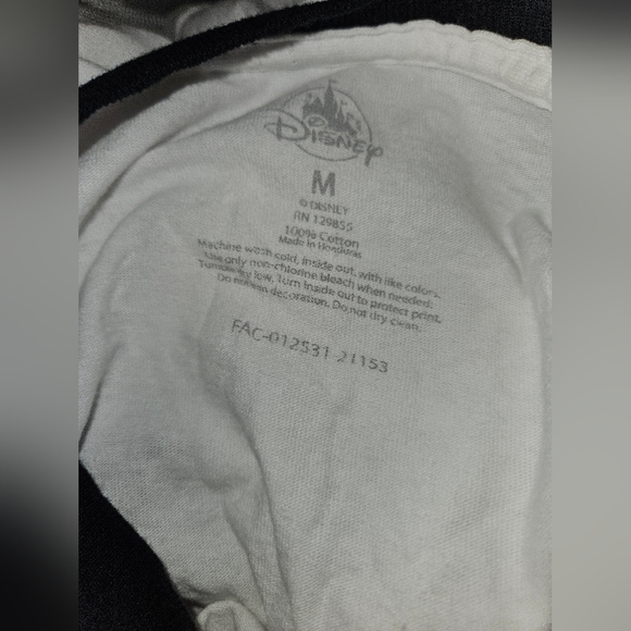 Disney Hakuna Matata White Black Graphic T-Shirt Lion King Tee - Picture 3 of 3